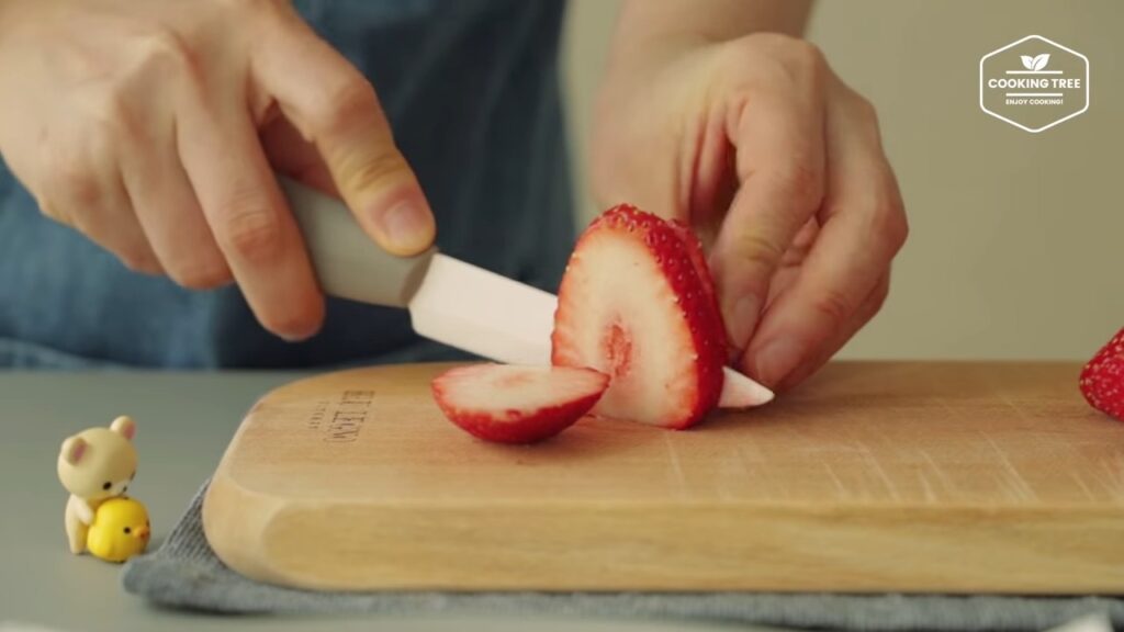 Strawberry Chocolate Cake Recipe