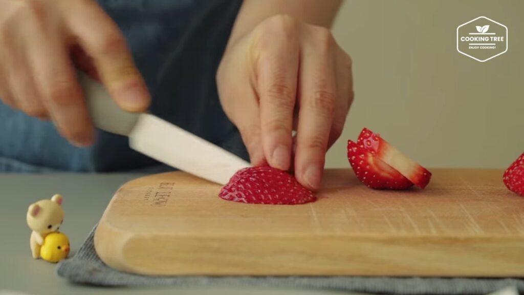 Strawberry Chocolate Cake Recipe