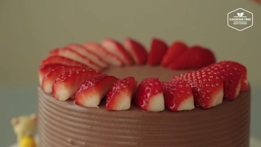 Strawberry Chocolate Cake Recipe