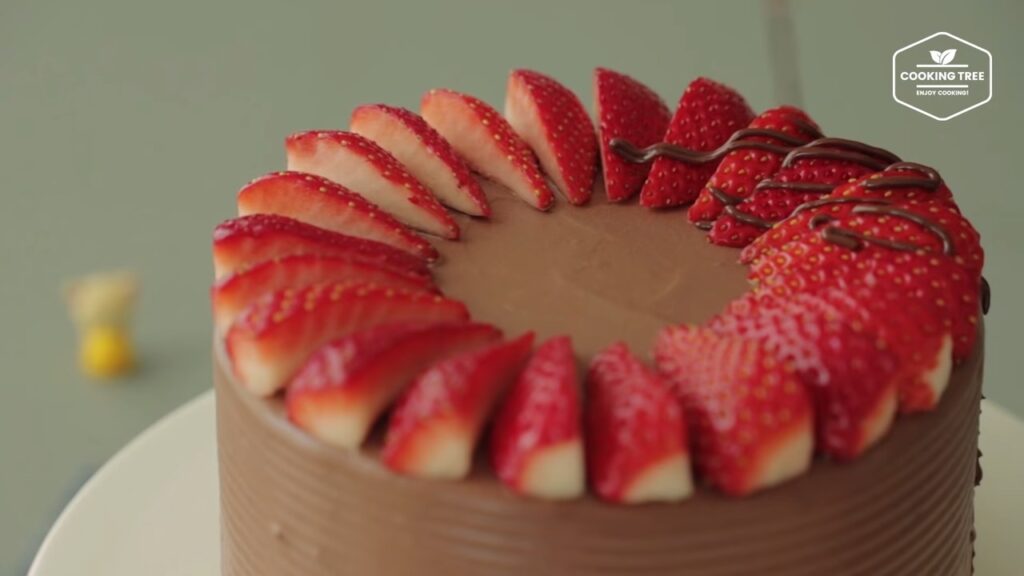 Strawberry Chocolate Cake Recipe