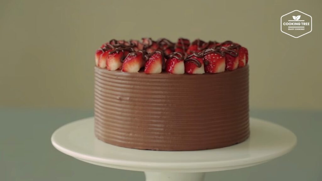 Strawberry Chocolate Cake Recipe