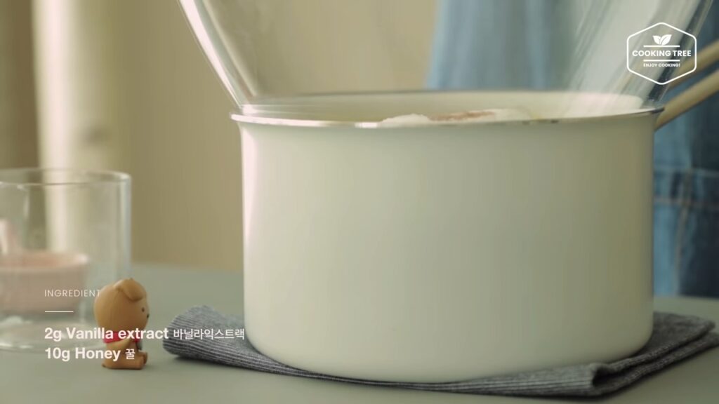 Strawberry Chocolate Cake Recipe