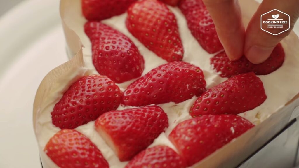 Strawberry Crepe Cake Recipe