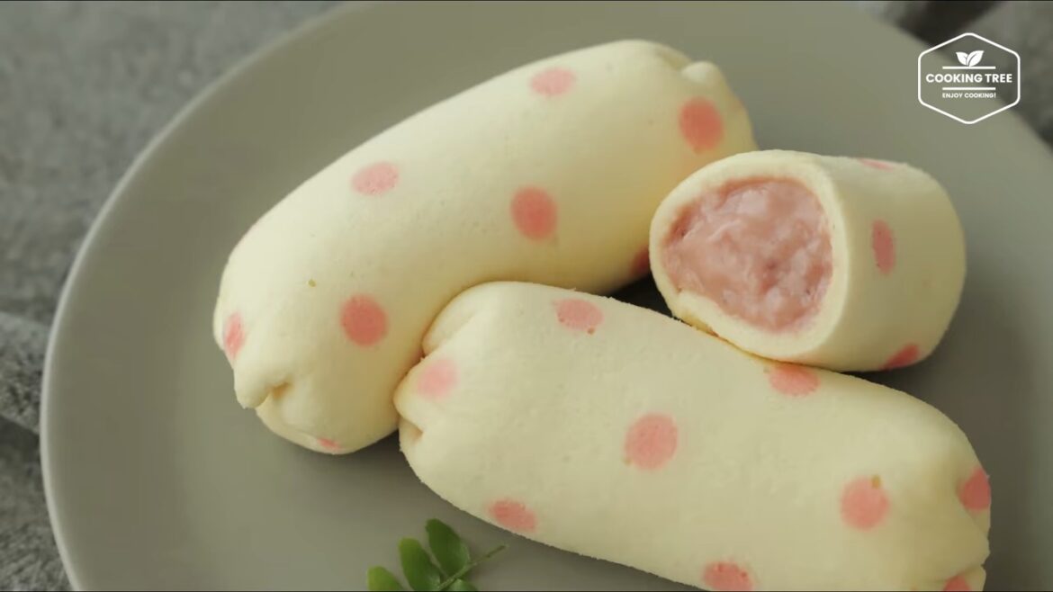 Tokyo Banana Strawberry Roll Cake Cooking tree