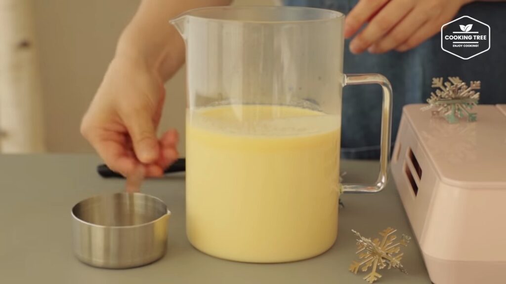 White Chocolate Crepe Cake Recipe