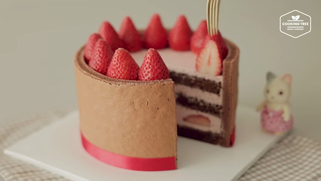 Delicious Cake Sheet Strawberry Chocolate Cake Recipe
