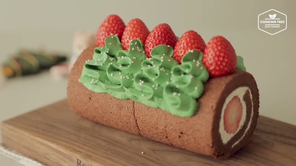 Christmas Strawberry Chocolate Roll Cake Recipe