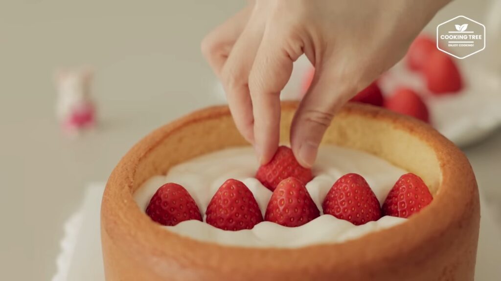 Strawberry Yogurt Mousse Cake Recipe