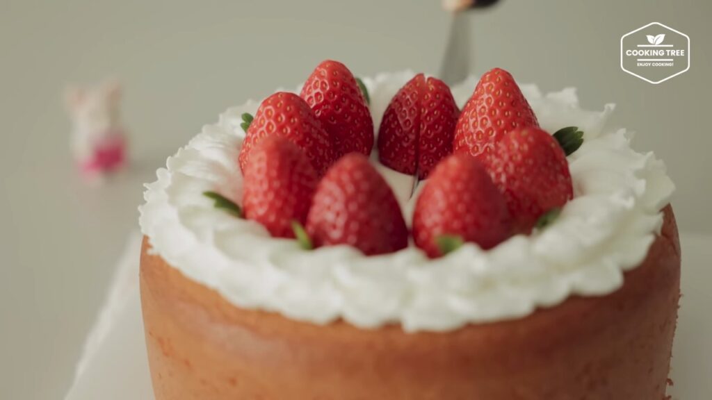 Strawberry Yogurt Mousse Cake Recipe