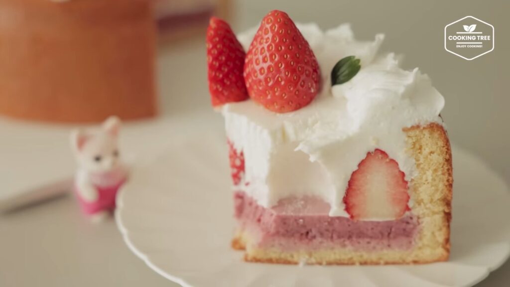 Strawberry Yogurt Mousse Cake Recipe