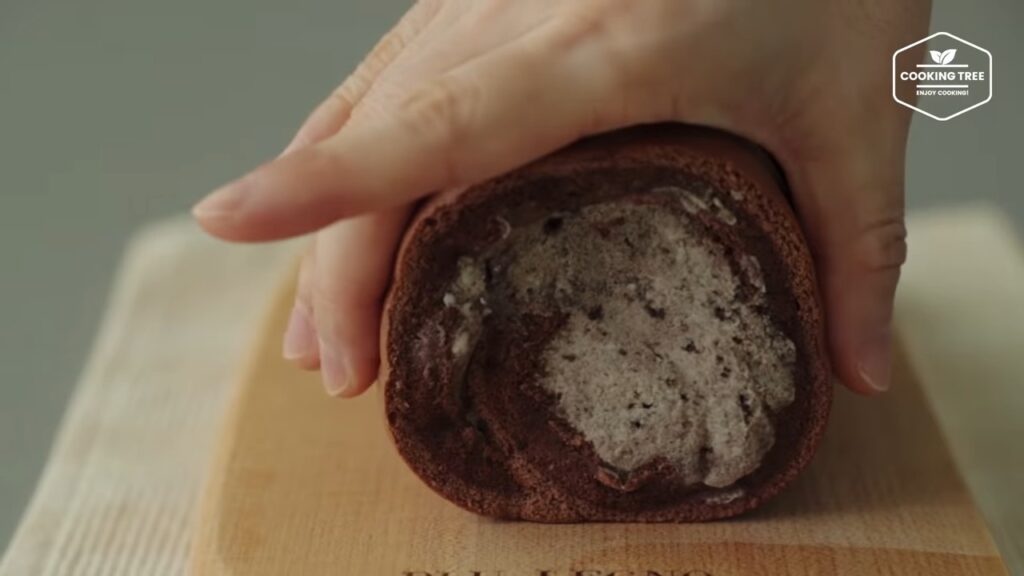 Oreo Chocolate Roll Cake Recipe Cooking tree