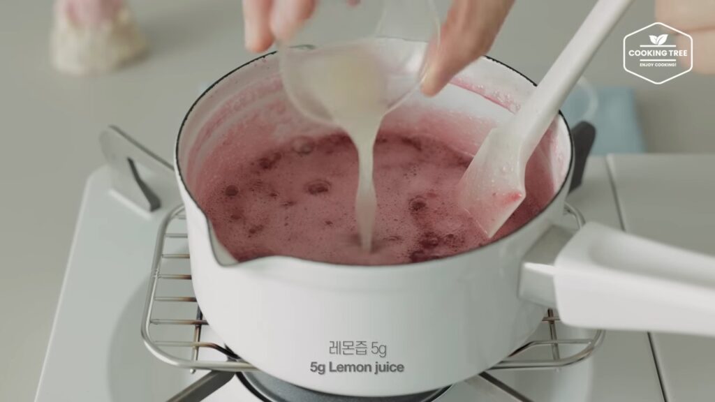 Mascarpone cream Strawberry Cake Recipe Cooking tree