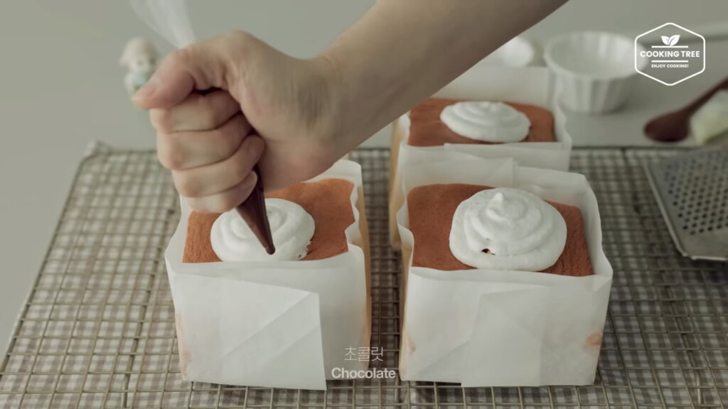 Mini Cake filled with Cream Recipe Cooking tree