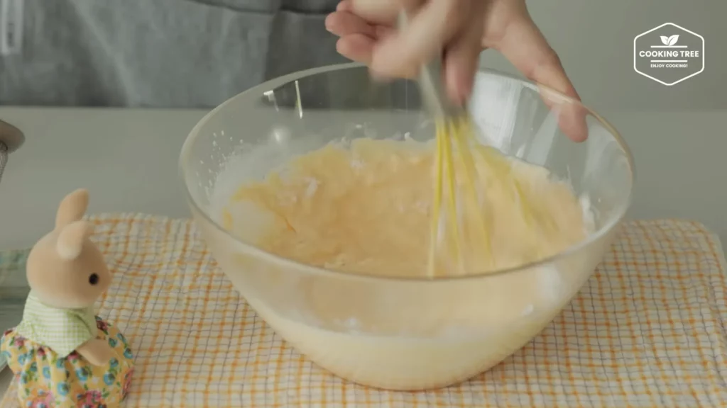 Crumble Souffle Cake Recipe