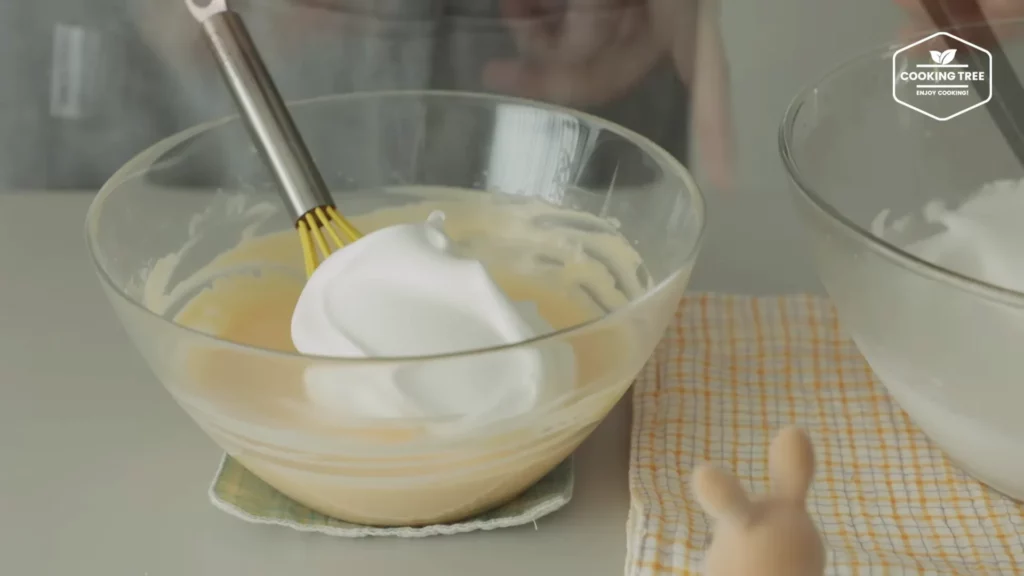 Crumble Souffle Cake Recipe