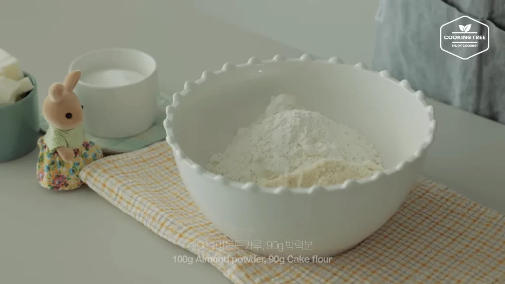Crumble Souffle Cake Recipe