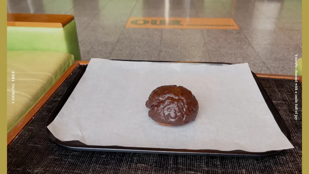 Dirty Choux Cream Puff