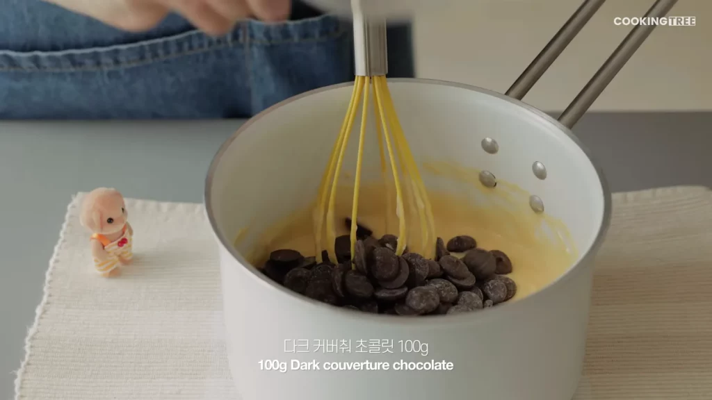 Dirty Choux Cream Puff