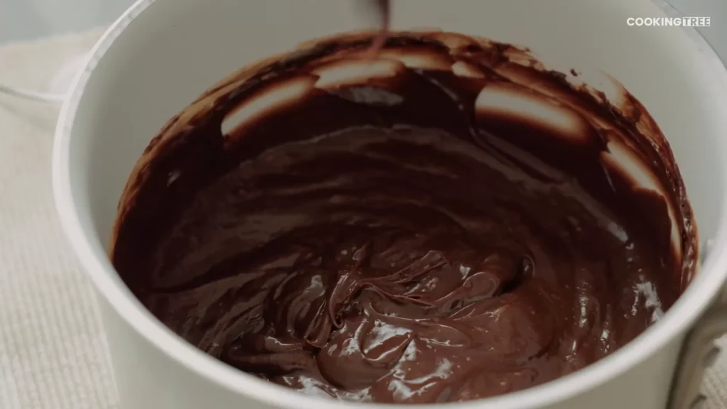 Dirty Choux Cream Puff