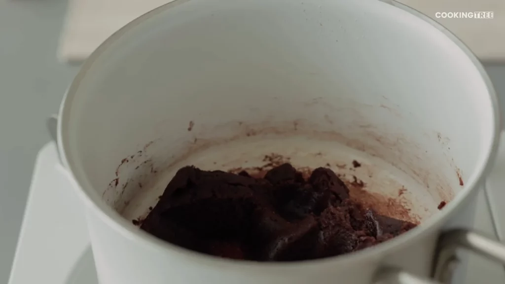 Dirty Choux Cream Puff