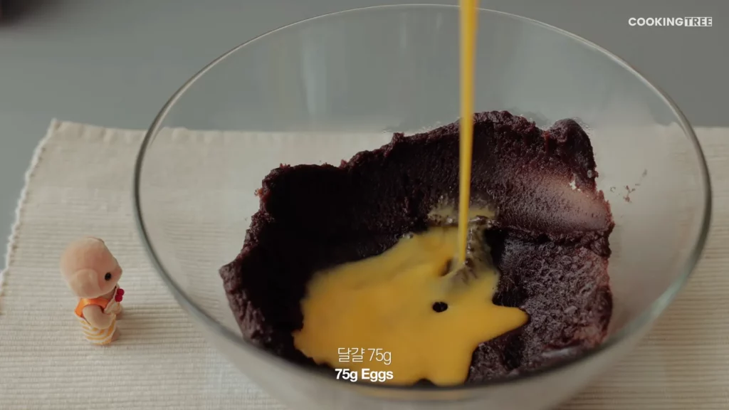 Dirty Choux Cream Puff