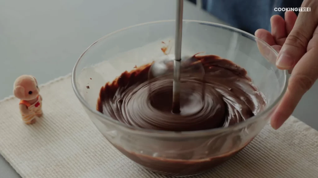 Dirty Choux Cream Puff