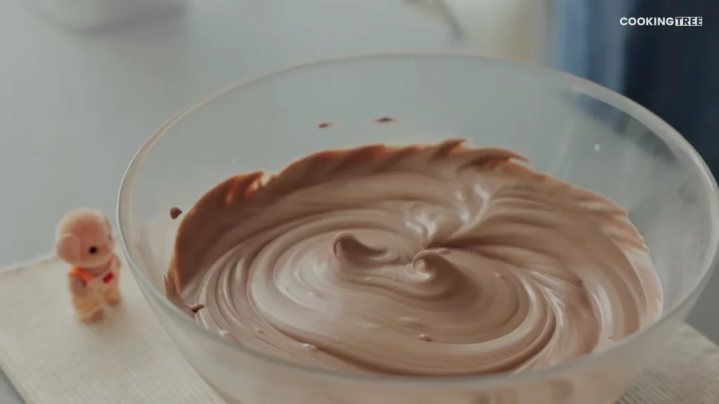 Dirty Choux Cream Puff