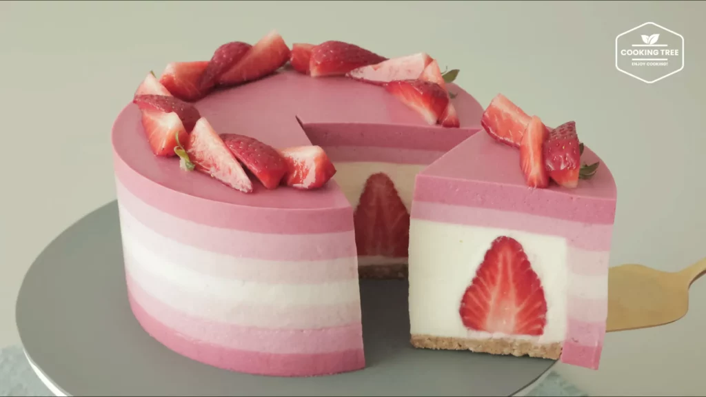No Bake Layer Strawberry Cheesecake Recipe
