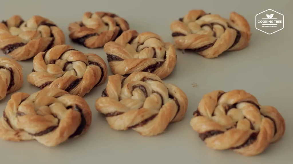 Nutella Puff Pastry Pie Recipe