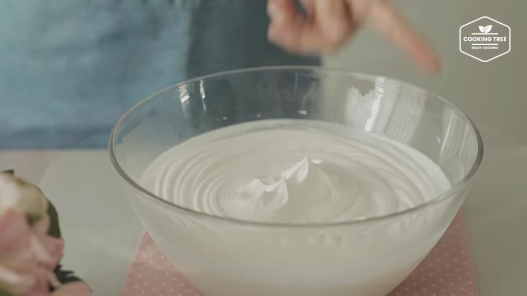 Pink Strawberry Cake Recipe
