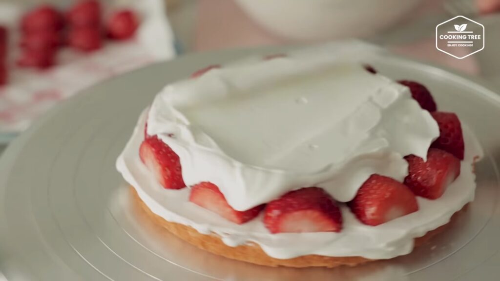 Pink Strawberry Cake Recipe