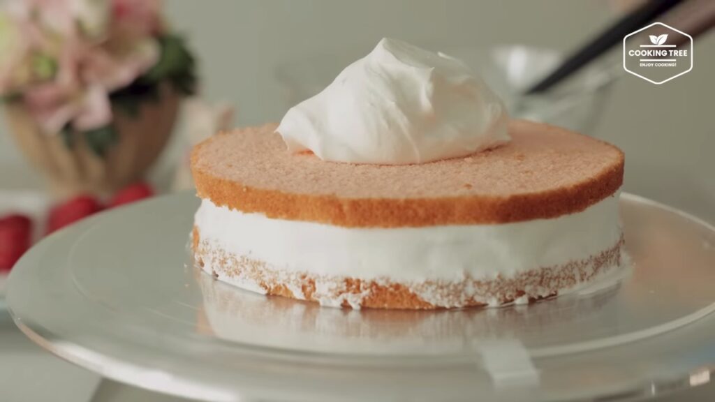 Pink Strawberry Cake Recipe