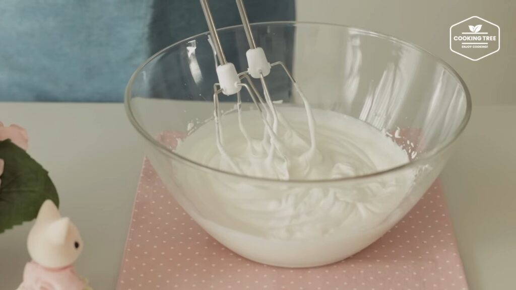 Pink Strawberry Cake Recipe