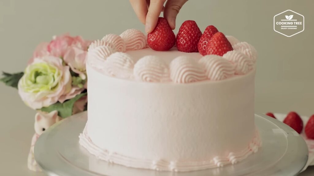 Pink Strawberry Cake Recipe