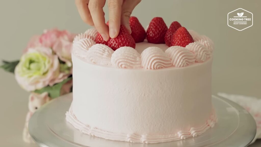 Pink Strawberry Cake Recipe