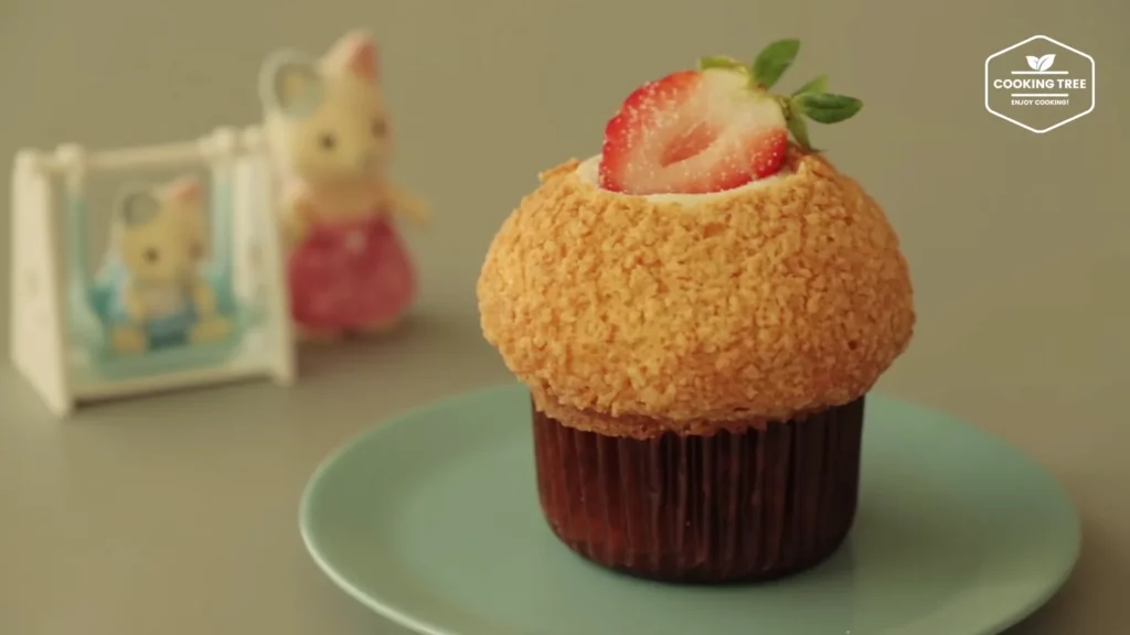 Strawberry Cream PuffCookie Choux Muffin Recipe