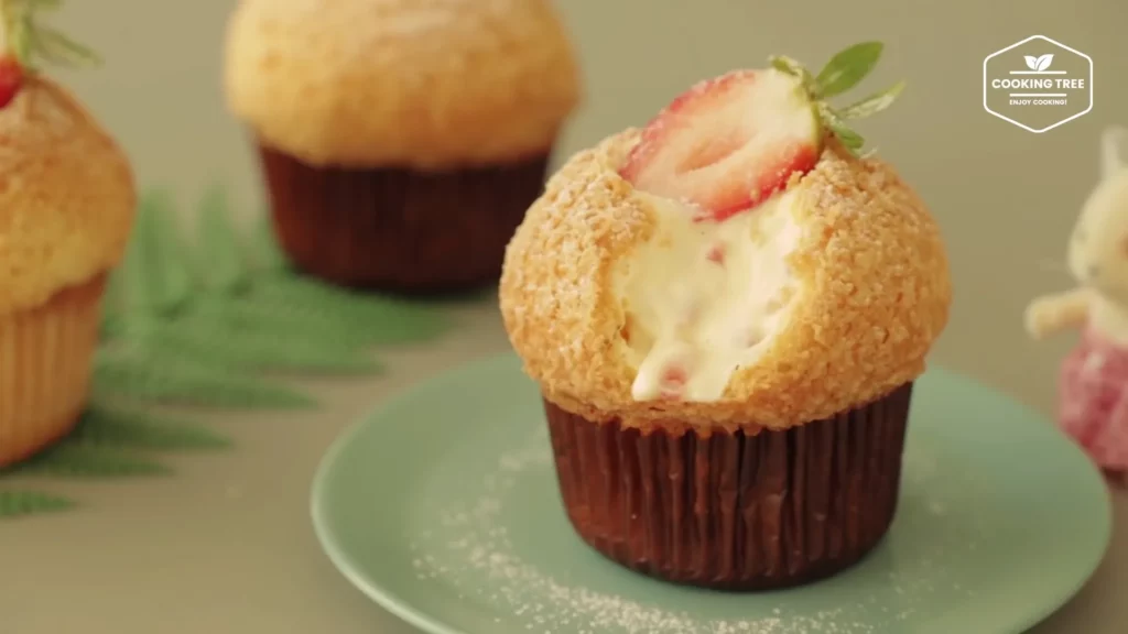 Strawberry Cream PuffCookie Choux Muffin Recipe