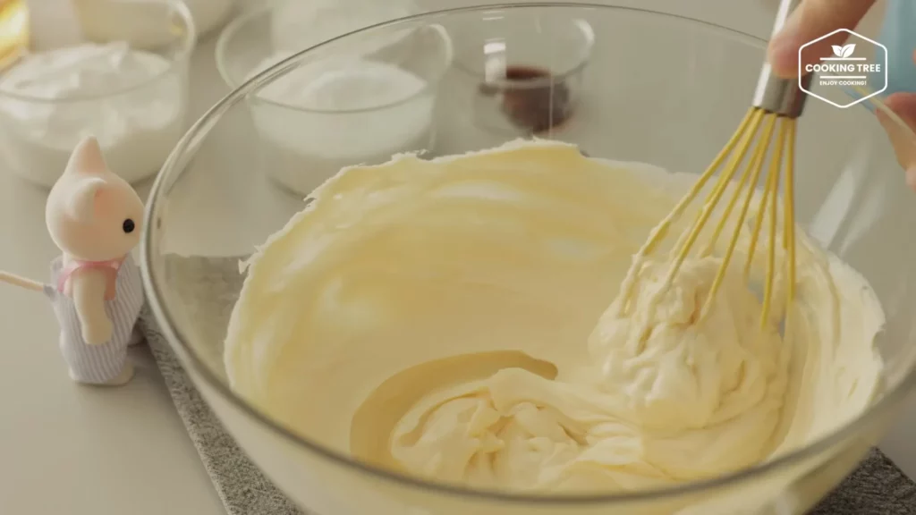 Sour Cream Cheesecake Recipe