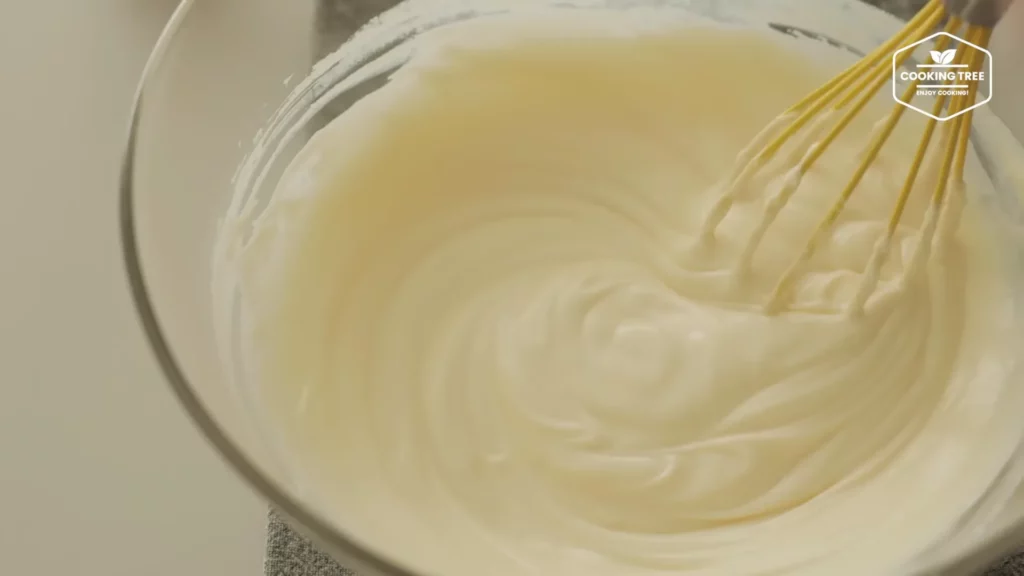 Sour Cream Cheesecake Recipe