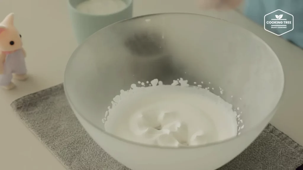 Sour Cream Cheesecake Recipe