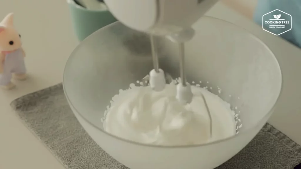 Sour Cream Cheesecake Recipe