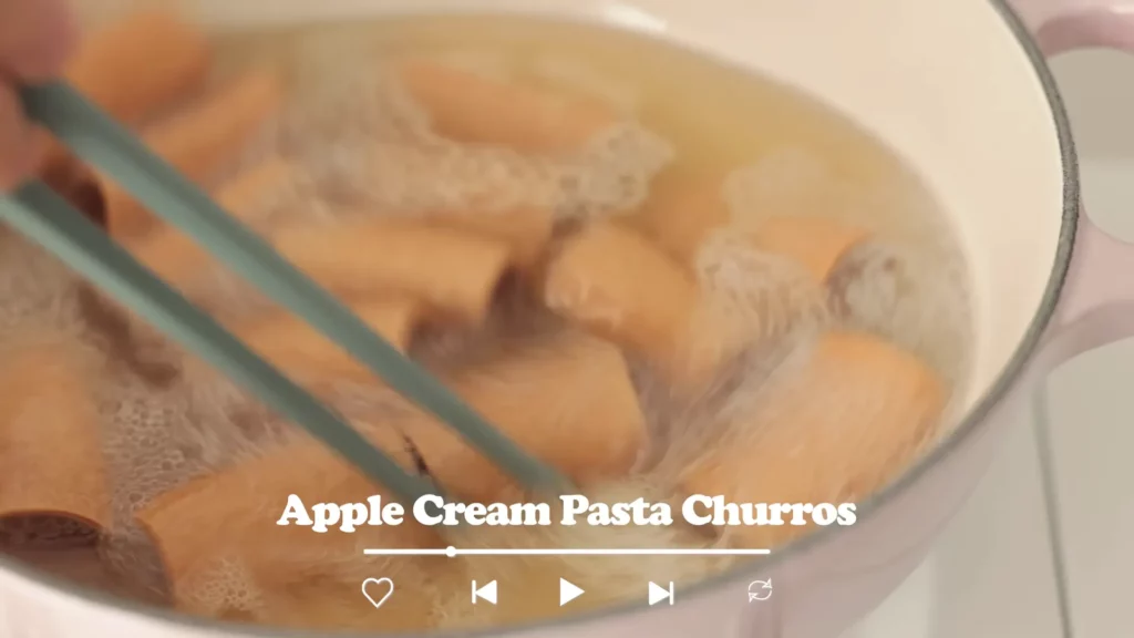 Pasta Cannoli with Apple Cream