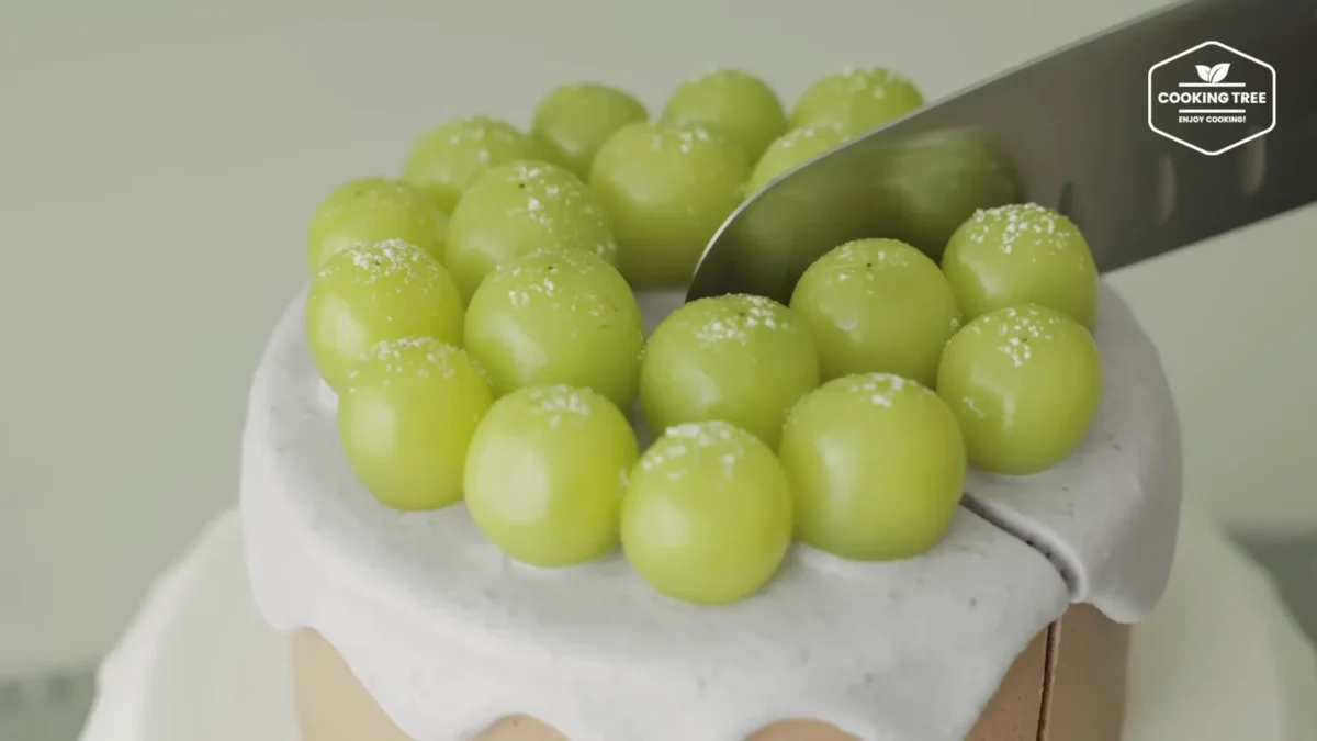 No Bake Shine Muscat Chocolate Cheesecake Recipe