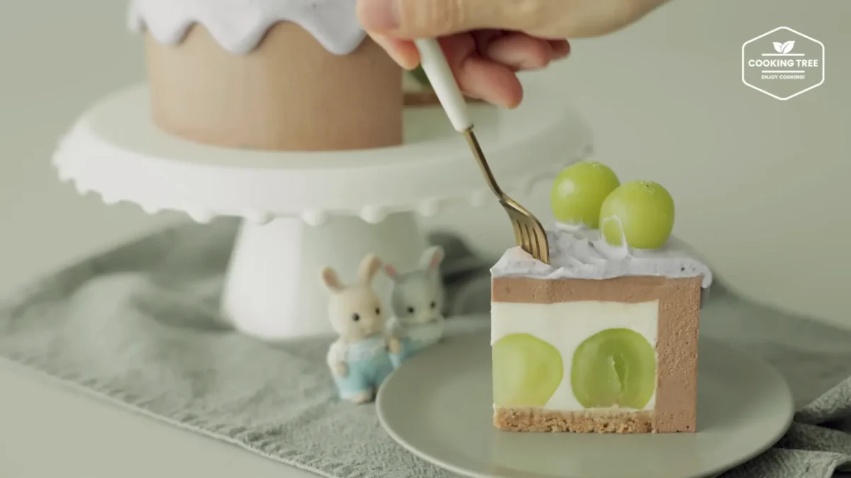 No Bake Shine Muscat Chocolate Cheesecake Recipe