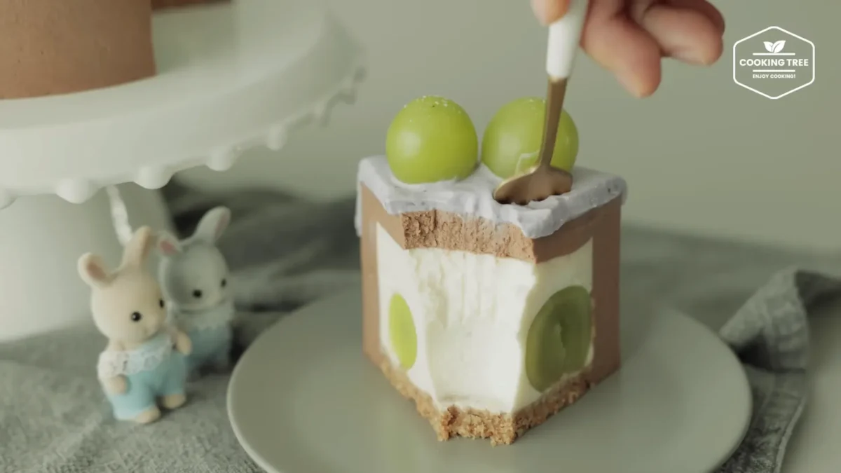 No Bake Shine Muscat Chocolate Cheesecake Recipe