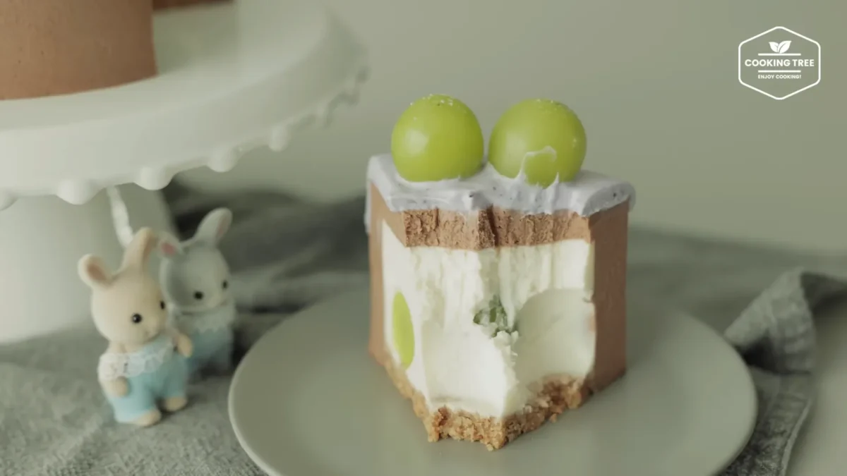 No Bake Shine Muscat Chocolate Cheesecake Recipe