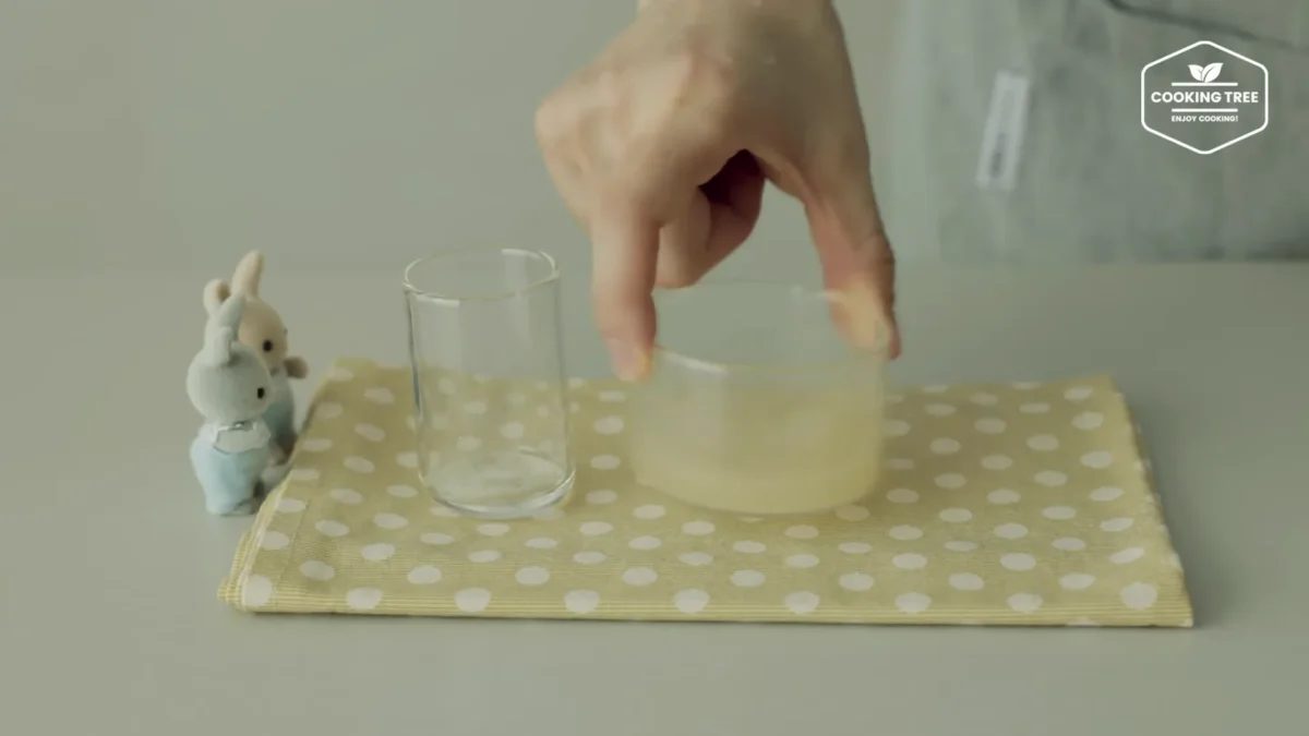 No Bake Shine Muscat Chocolate Cheesecake Recipe