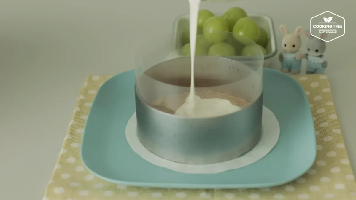 No Bake Shine Muscat Chocolate Cheesecake Recipe