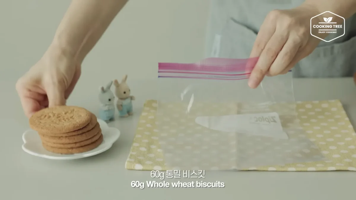 No Bake Shine Muscat Chocolate Cheesecake Recipe