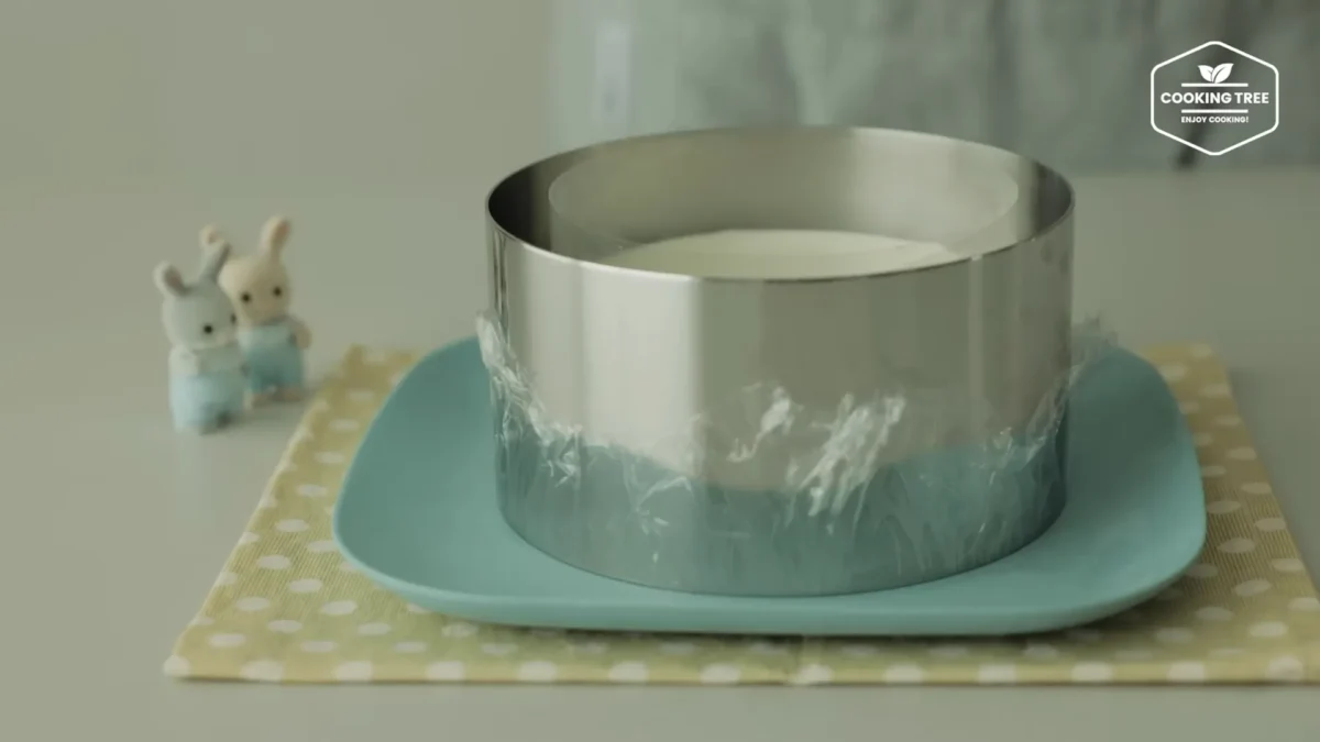 No Bake Shine Muscat Chocolate Cheesecake Recipe